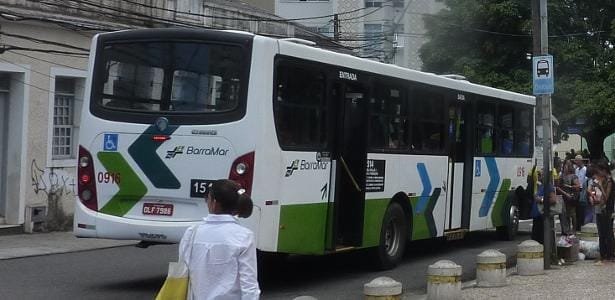 Como usar celular para pagar transporte público no Nordeste do Brasil