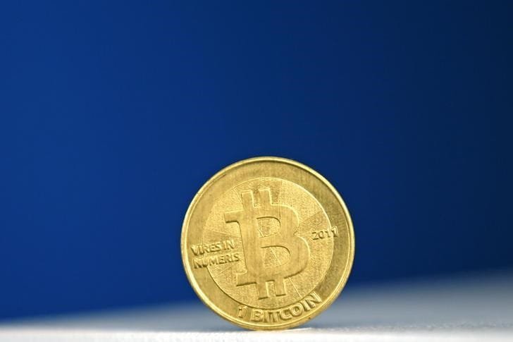 Bitcoin atinge máxima de mais de 1 ano com empolgação sobre ETF da BlackRock Por Reuters
