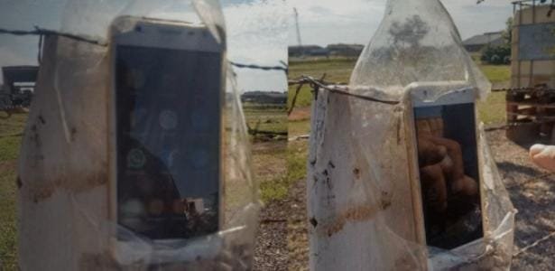 Garrafa PET com areia resolve falta de sinal de celular?