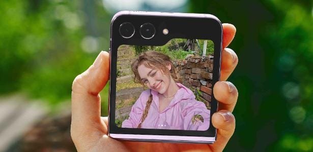 novo dobrável fará você usar celular sem nem abrir
