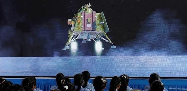 Índia conseguiu pousar no ‘lado oculto da Lua’. Por que isso importa?