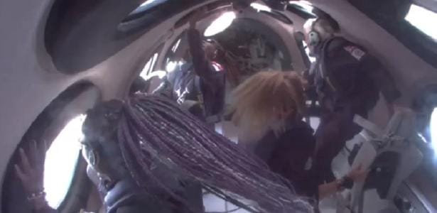 Vídeo mostra primeiros turistas espaciais a chegarem no espaço
