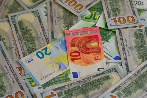 EUR/USD Forecast – Euro Attempts to Rally