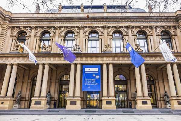 European Markets Show Resilience Amid Global Uncertainty