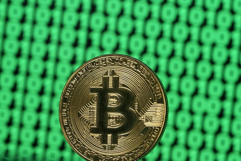 Bitcoin dispara após notícia falsa sobre ETF da BlackRock Por Investing.com
