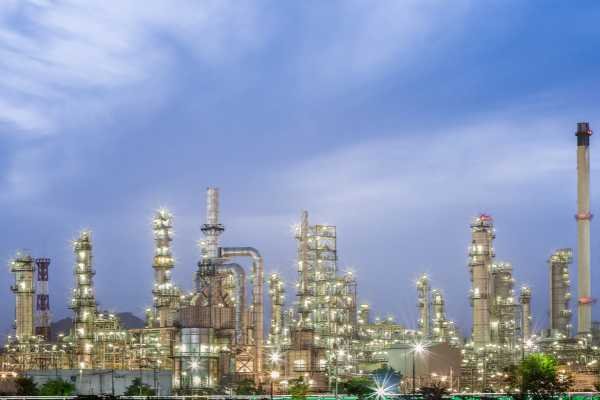 Teetering Between Bearish Storage, Bullish Exports