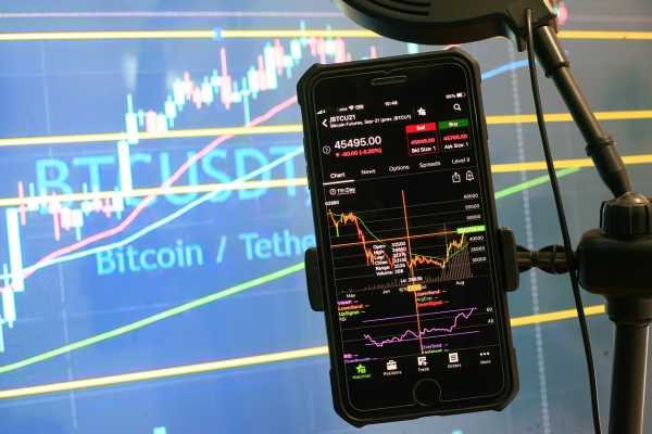 These 3 Cryptocurrencies Outperformed the Market