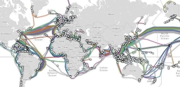 Achou que vinha pelo ar? Sua internet depende de cabos no fundo do mar