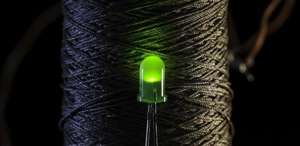 Roupas tecnológicas geram calor, recarregam celular e viram tela ’touch’