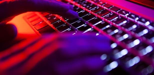 como vírus espião registra tudo o que você digita