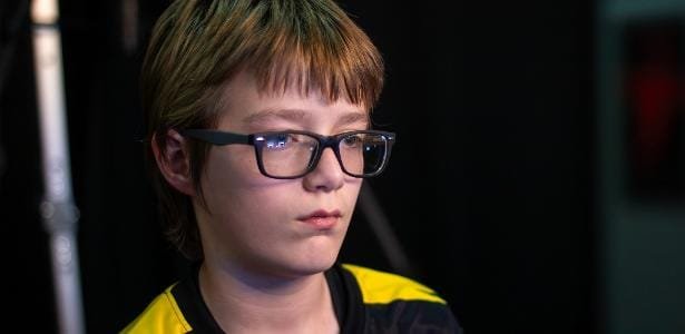 Garoto de 13 anos detona o Tetris fazendo o jogo travar