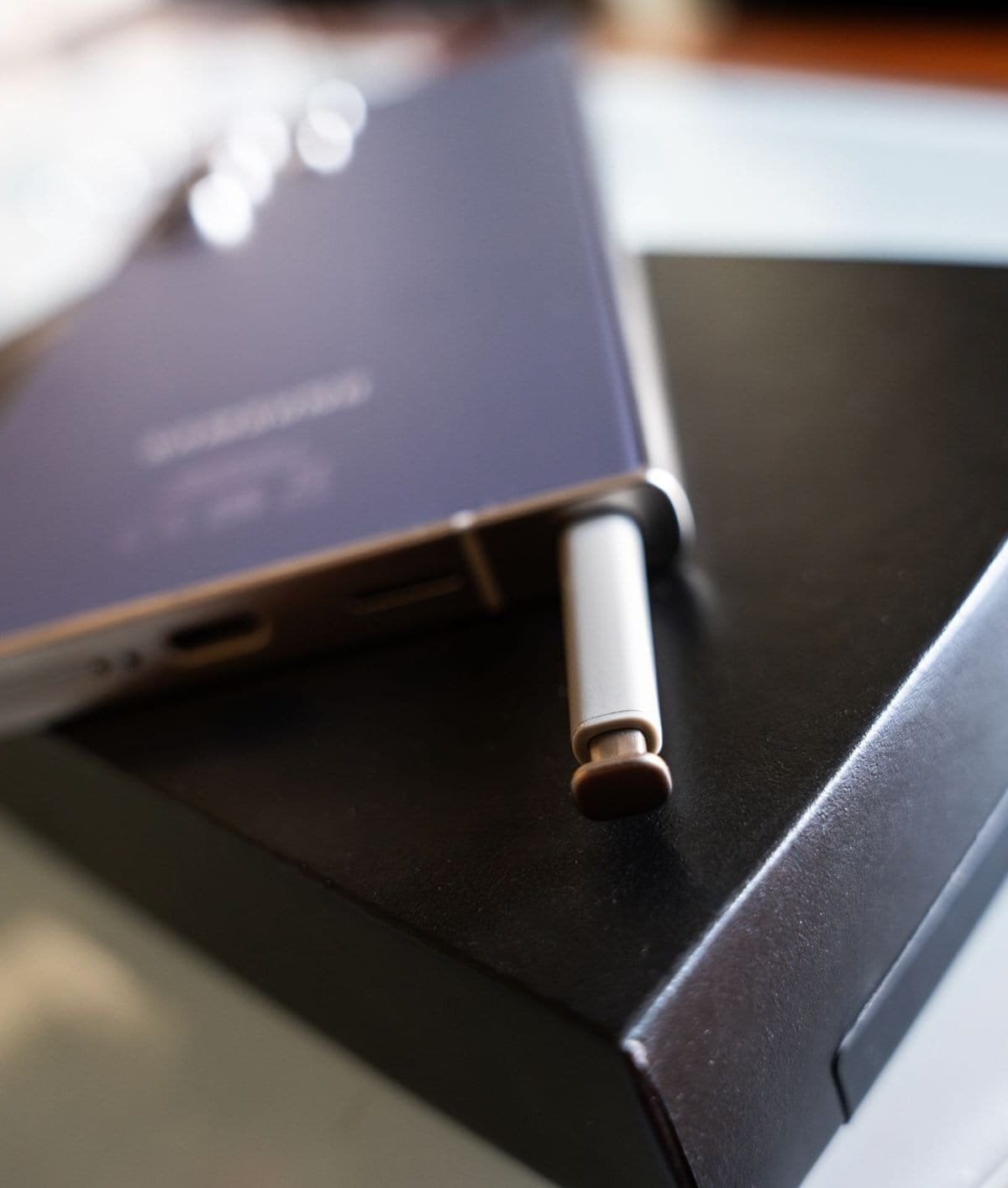 Galaxy S25 Ultra parece uma versão piorada do S24 Ultra, diz youtuber