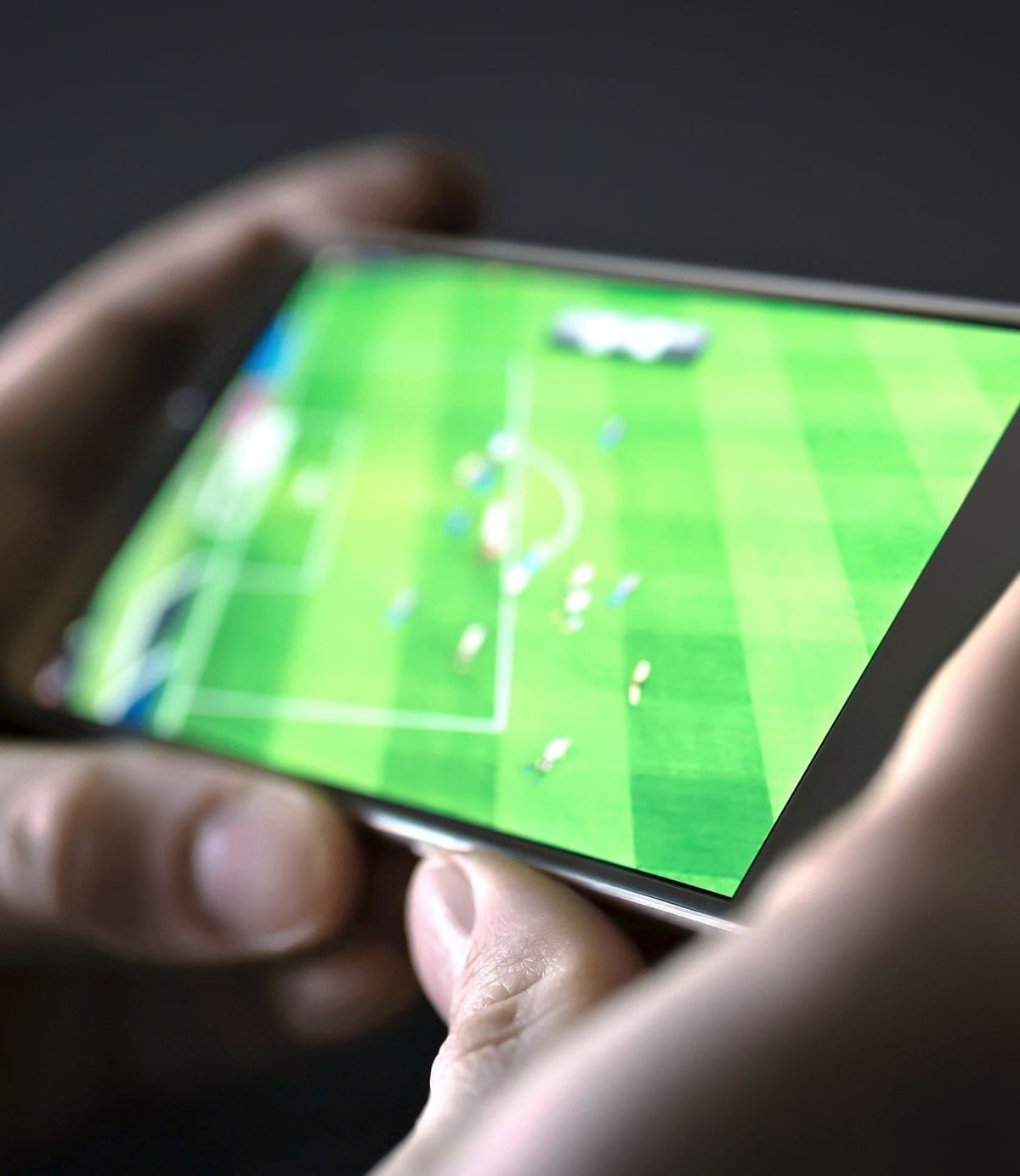 Dona do campeonato espanhol denuncia X e Google por transmissões piratas de futebol