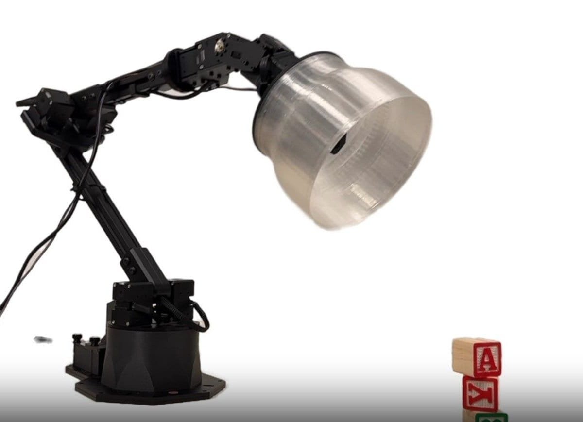 Teste com ‘lâmpada da Pixar’ mostra possível protótipo de robô da Apple