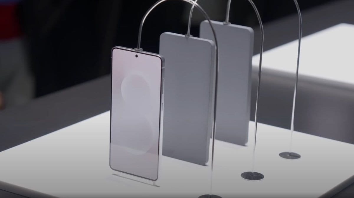 Galaxy S25 Edge tem detalhes vazados; veja o que esperar do celular fino da Samsung