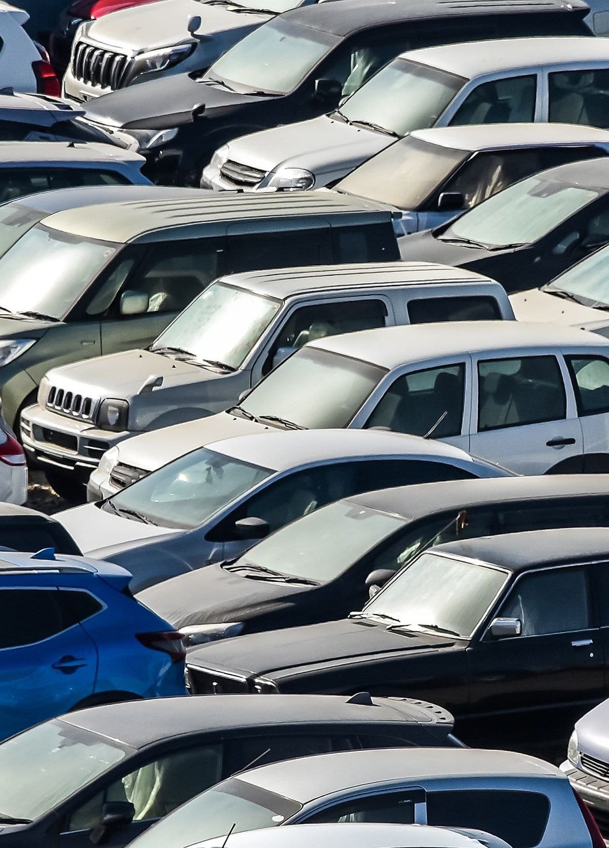 Leilões do Detran-SP têm carros e motos mais baratos do que iPhones; confira