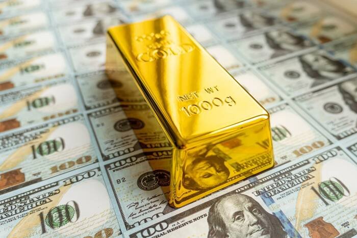 Gold (XAU) Silver (XAG) Daily Forecast: Tariff Tensions Push Gold Near $2,935 as Silver Eyes $33.50