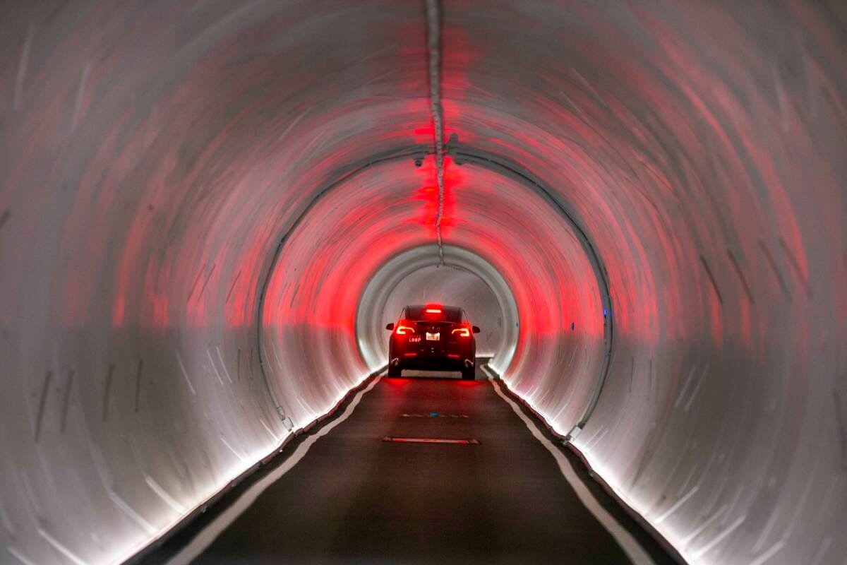 Musk vai construir túnel em Dubai onde veículos elétricos andarão a 160 km/h | Inovação