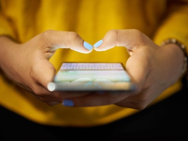 Google testa novo layout de teclas com formatos circulares e de pílula no Gboard