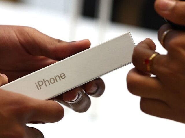 MP de Goiás pede suspensão de compra de 25 iPhones 16 Pro Max para vereadores de cidade goiana