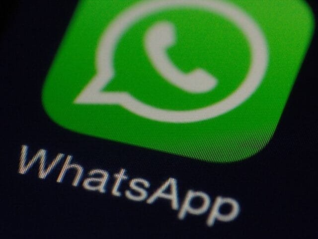 WhatsApp vai ganhar widget com atalhos para a Meta AI no Android