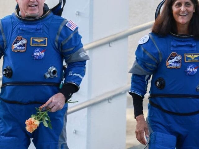 Astronautas ‘presos’ no espaço vão retornar à Terra nesta terça-feira (18)