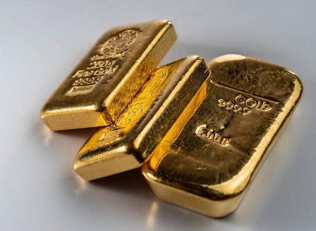 Gold (XAU) Silver (XAG) Daily Forecast: Can Gold Break Above $2,930 Resistance?