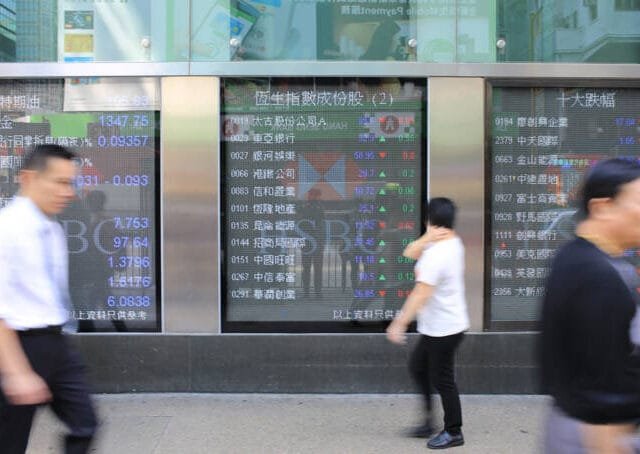 Hang Seng Index: US Recession Fears and JGB Yields Weigh as Risk Aversion Hits Stocks