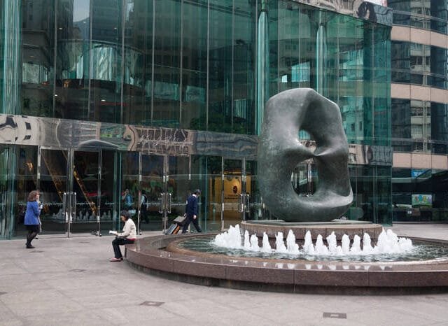 Hang Seng Index Climbs as Alibaba, NIO Rally; ASX 200 Hit by US Trade Policies