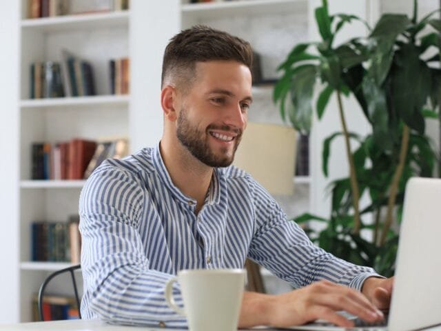 Home office: 121 vagas para trabalho remoto [26/03]