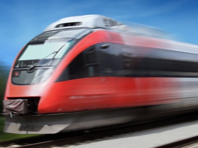 Trem-bala entre São Paulo e Rio terá passagem por R$ 500 e viagem durando menos de 2 horas