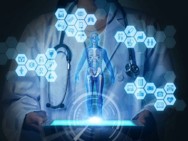 Tratamento recomendado por IA salva paciente com doença rara que estava à beira da morte