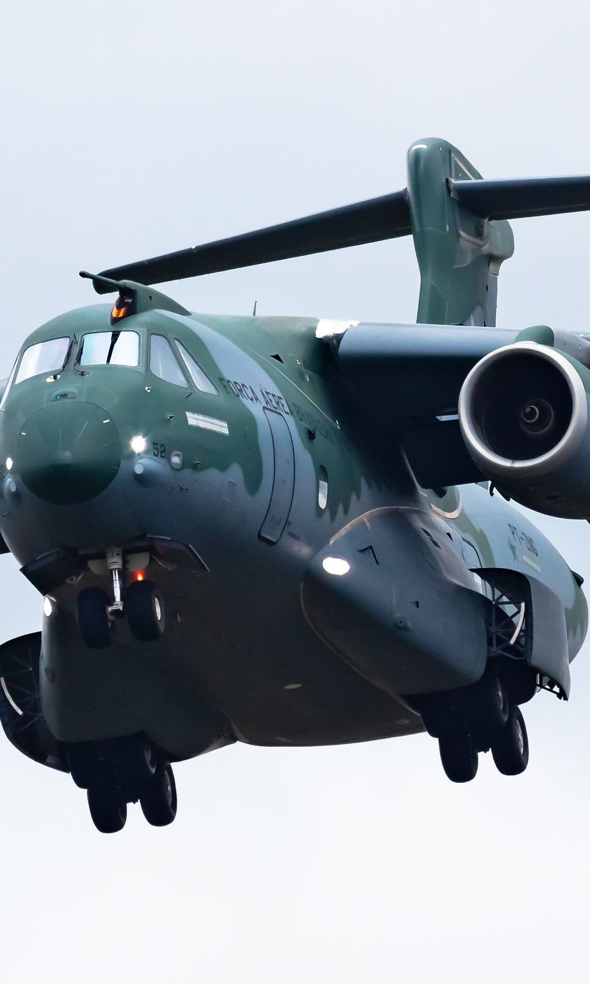 Embraer KC-390: o avião cargueiro feito no Brasil que é destaque internacional