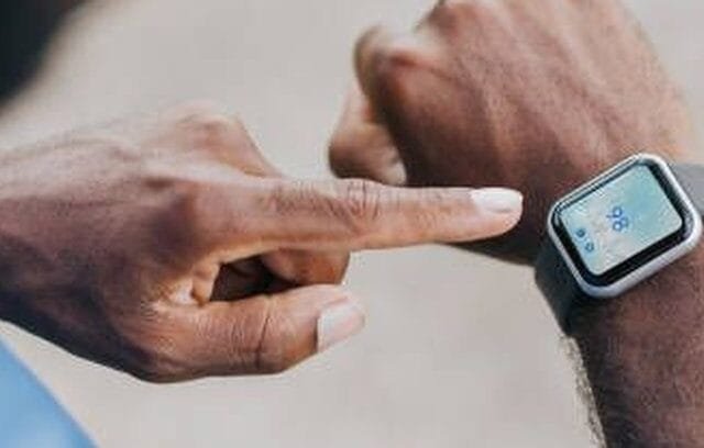 Como os relógios e óculos inteligentes vão evoluir?