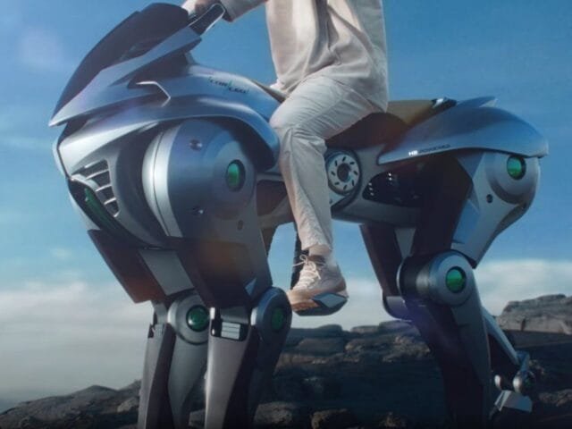 Kawasaki mostra conceito de robô quadrúpede que pode ser montado por humanos