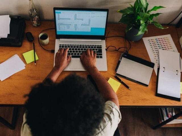 Home office: 120 vagas para trabalho remoto [18/04]