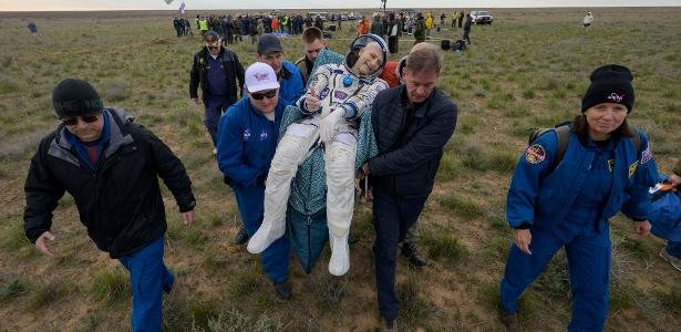Astronauta mais velho da Nasa volta à Terra no aniversário de 70 anos