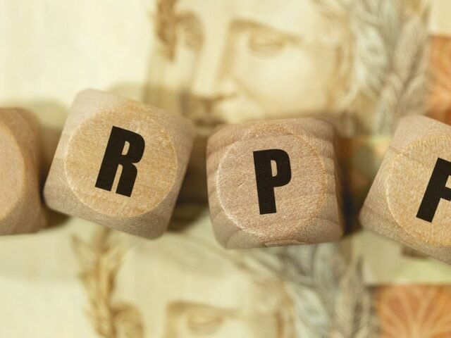 Receita Federal libera consulta a novo lote residual de restituição do Imposto de Renda