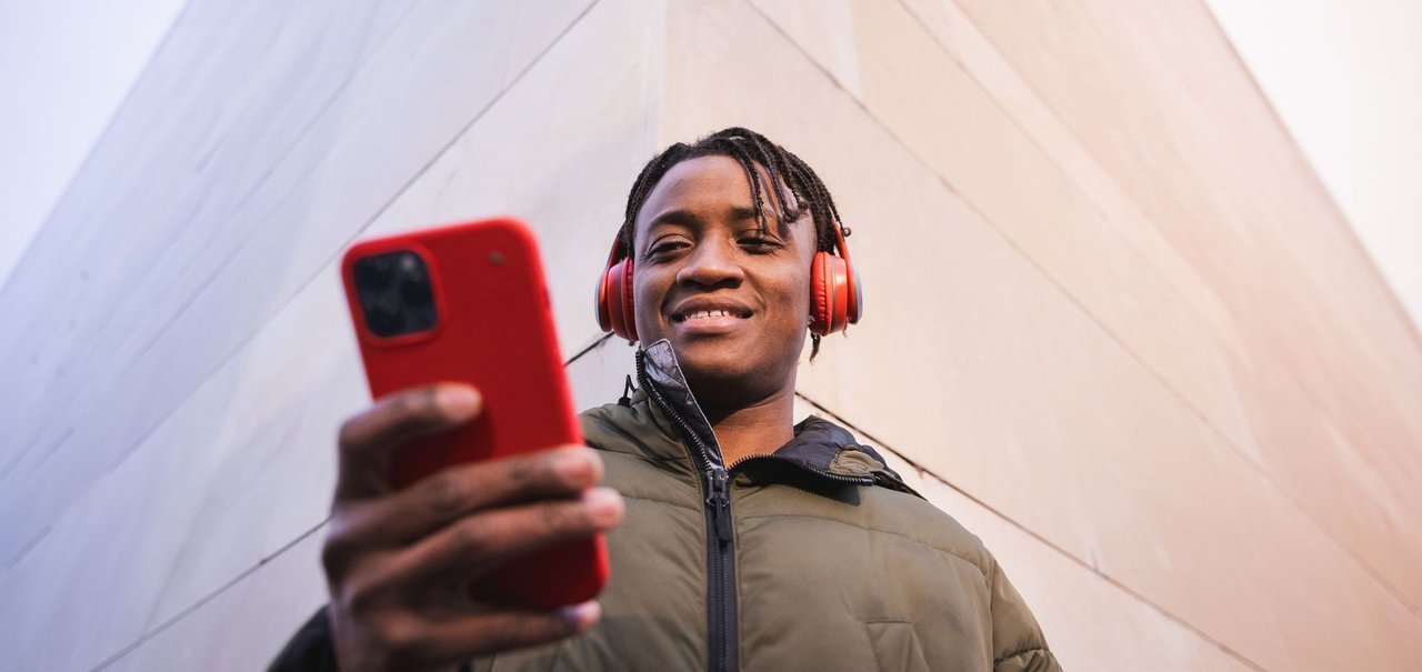 YouTube Music vai compartilhar letras e trará estabilizador de volume