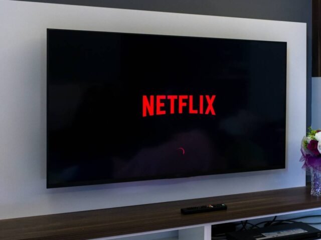 Samsung libera HDR10+ em filmes e séries da Netflix no Brasil! Veja como usar