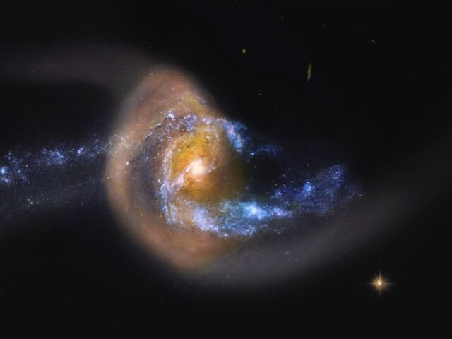 Cosmos para Curiosos #3: O que acontece quando duas galáxias colidem?