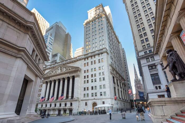 NASDAQ Index, SP500, Dow Jones Forecasts – Dow Jones Pulls Back As Johnson & Johnson Dives 7%