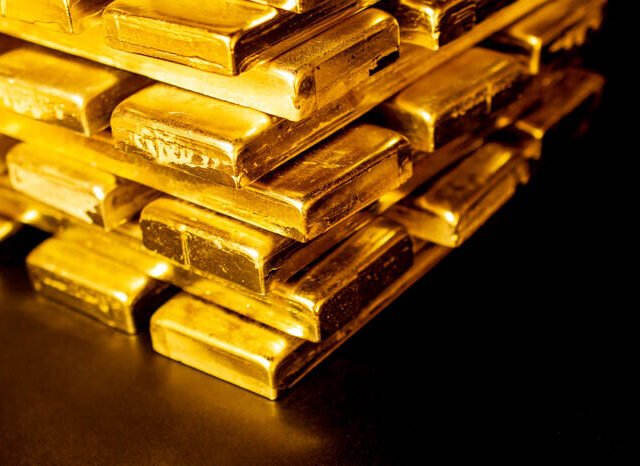 Gold Charges Higher Ahead of Trump’s 100-Day Milestone – Is a Breakout Imminent?