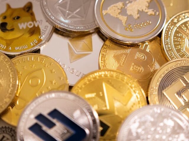 PF faz operação com FBI contra fraude internacional com criptomoedas no valor de R$1,6 bi