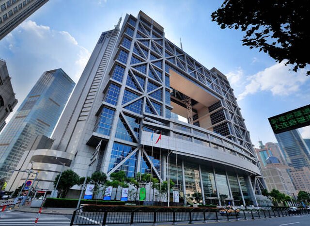 Nikkei 225 Slides on Trade Woes as CSI 300 Gains on Beijing Stimulus Buzz