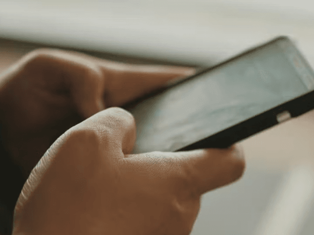 Trump isenta celulares e computadores de 'tarifas recíprocas'