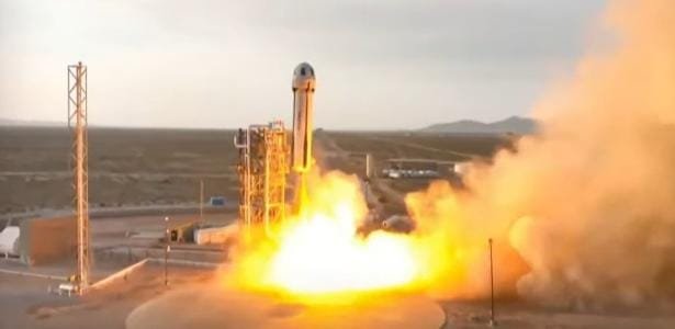 Como foi o voo que levou Kate Perry ao espaço