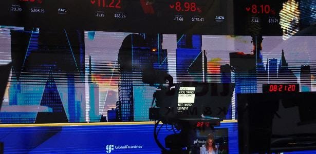 Apple, Amazon, Meta e Tesla desabam mais de 10% com ‘tarifaço’