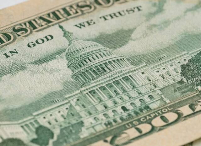 U.S. Dollar Gains Ground Despite Weak GDP Data: Analysis For EUR/USD, GBP/USD, USD/CAD, USD/JPY