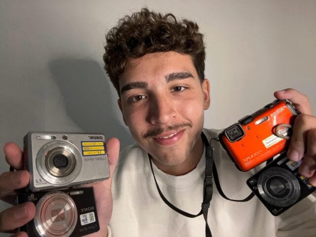 ‘Mil vezes melhor que celular’: por que as câmeras Cyber-shot estão saindo da gaveta direto para o rolê dos jovens | Tecnologia